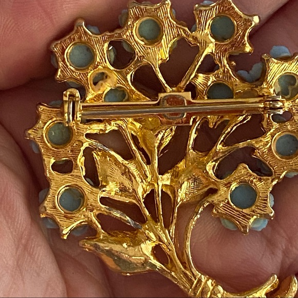 🌹🌹Vintage Light Blue Celluloid and Enamel Floral Bouquet Brooch Pin - Picture 5 of 7